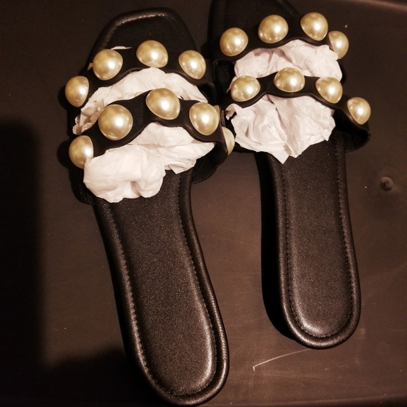 Shoes - Elegant Black Pearl-Embellished Women's Slides Euro41